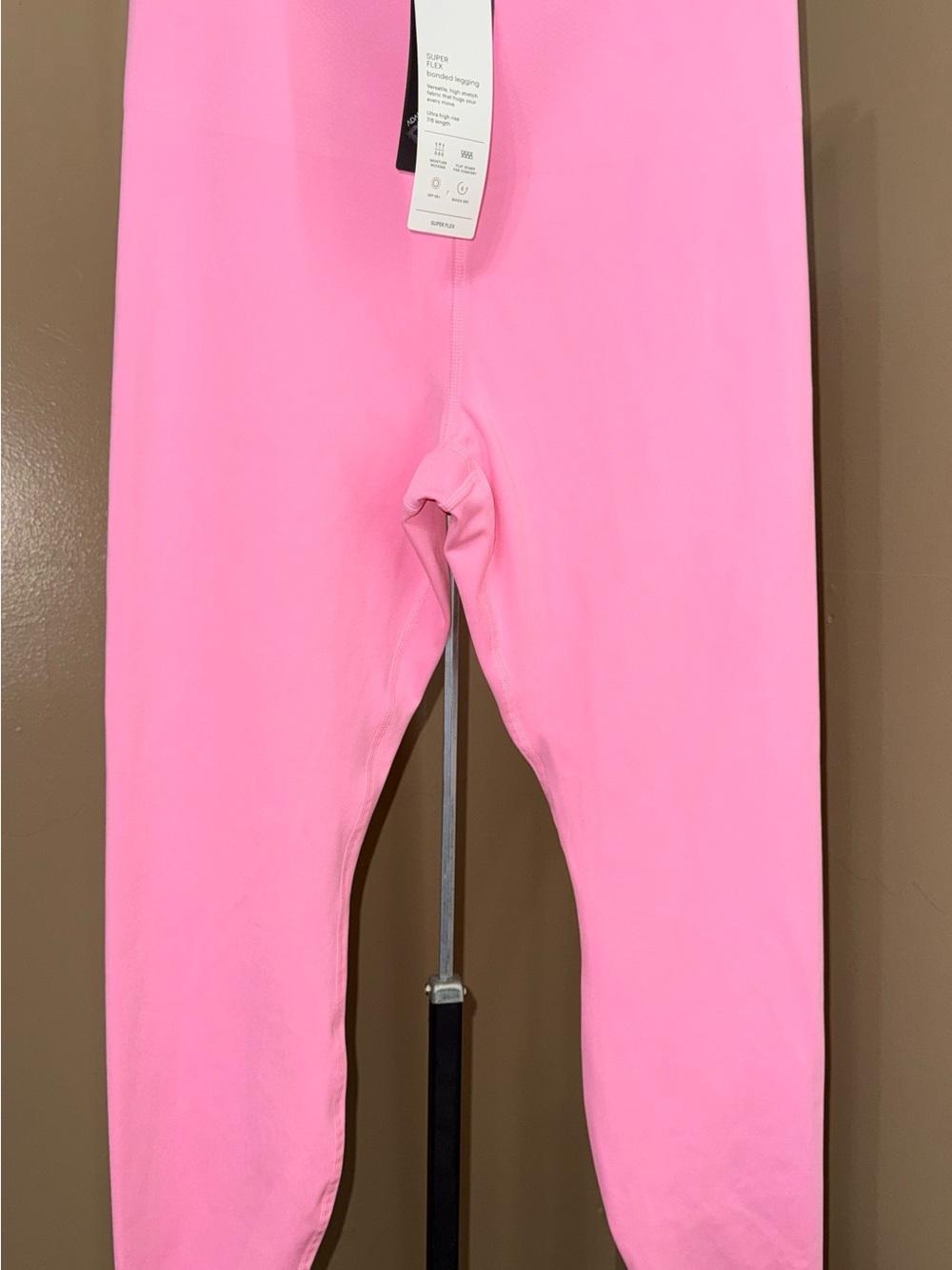 NWT ALL IN MOTION Super flex High-Waisted Leggings. Size Large.